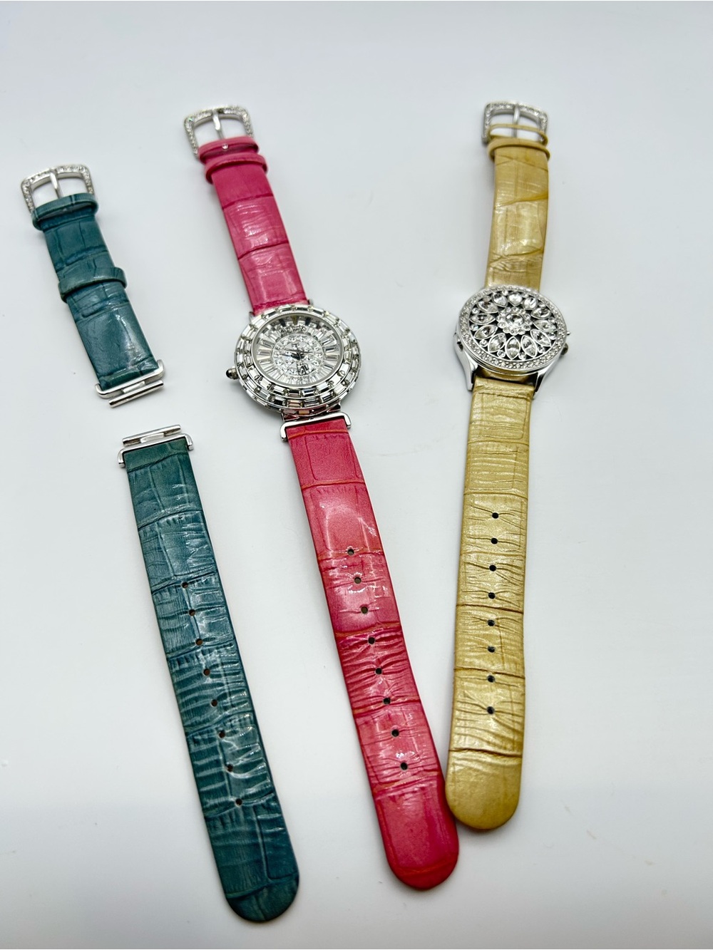 Vintage Victoria Weick watches set of 2  Peek a boo and regular face like new !!